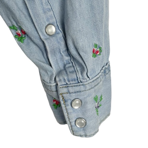 LEVI'S Get Up Embroidered Long Sleeve Denim Shirt Size Small - Picture 7 of 10